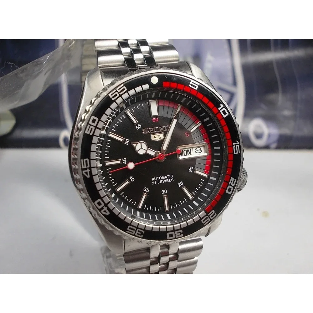 SEIKO SCUBA DIVERS SKX007 AUTO MENS WATCH 7S26-0020 'BLACK SEIKO 5' (SN 6N1065)